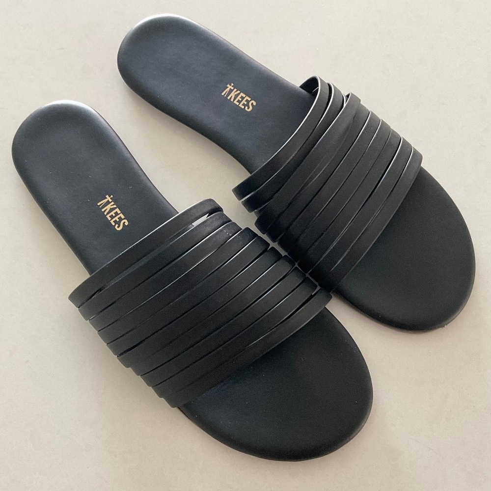 TKEES Austyn Slip On Flat Leather Sandal Black Size 11
